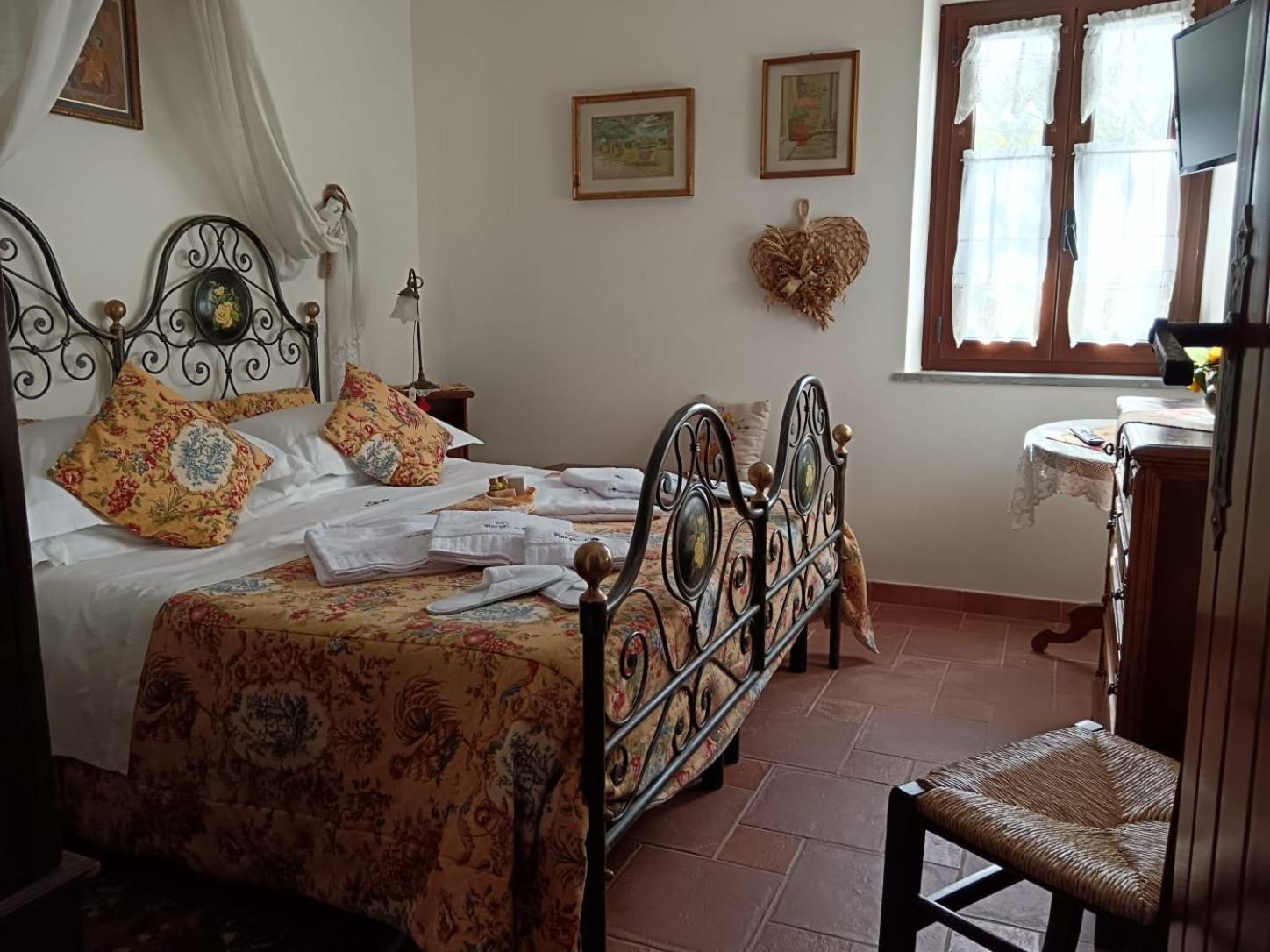 Bed And Breakfast Margherita & Home Restaurant Gerano Exterior foto